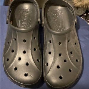 men’s black crocs